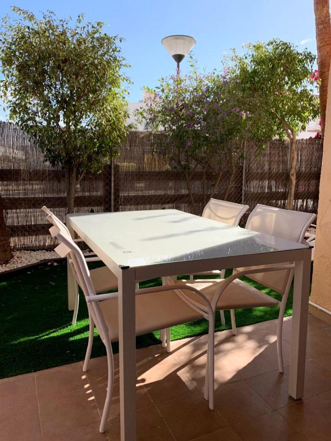 ベラMarinas Sol - Tu Hogar Con Jardin Privado!アパートメント エクステリア 写真